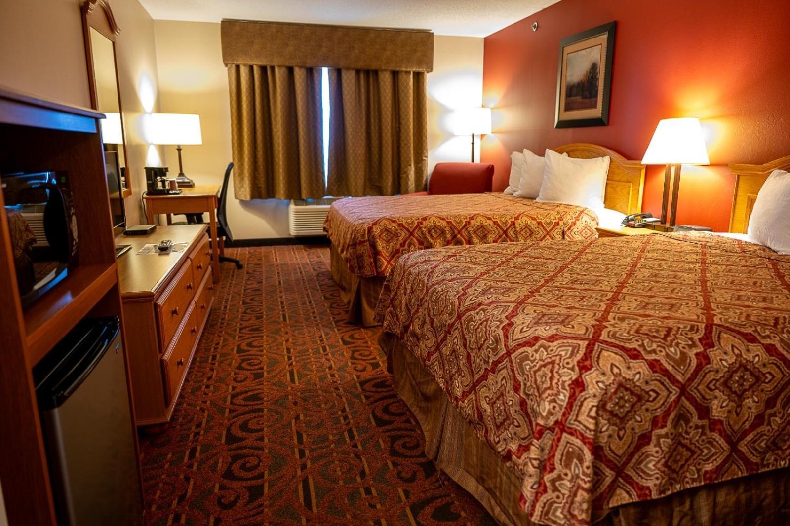 Savanna Inn & Suites 외부 사진