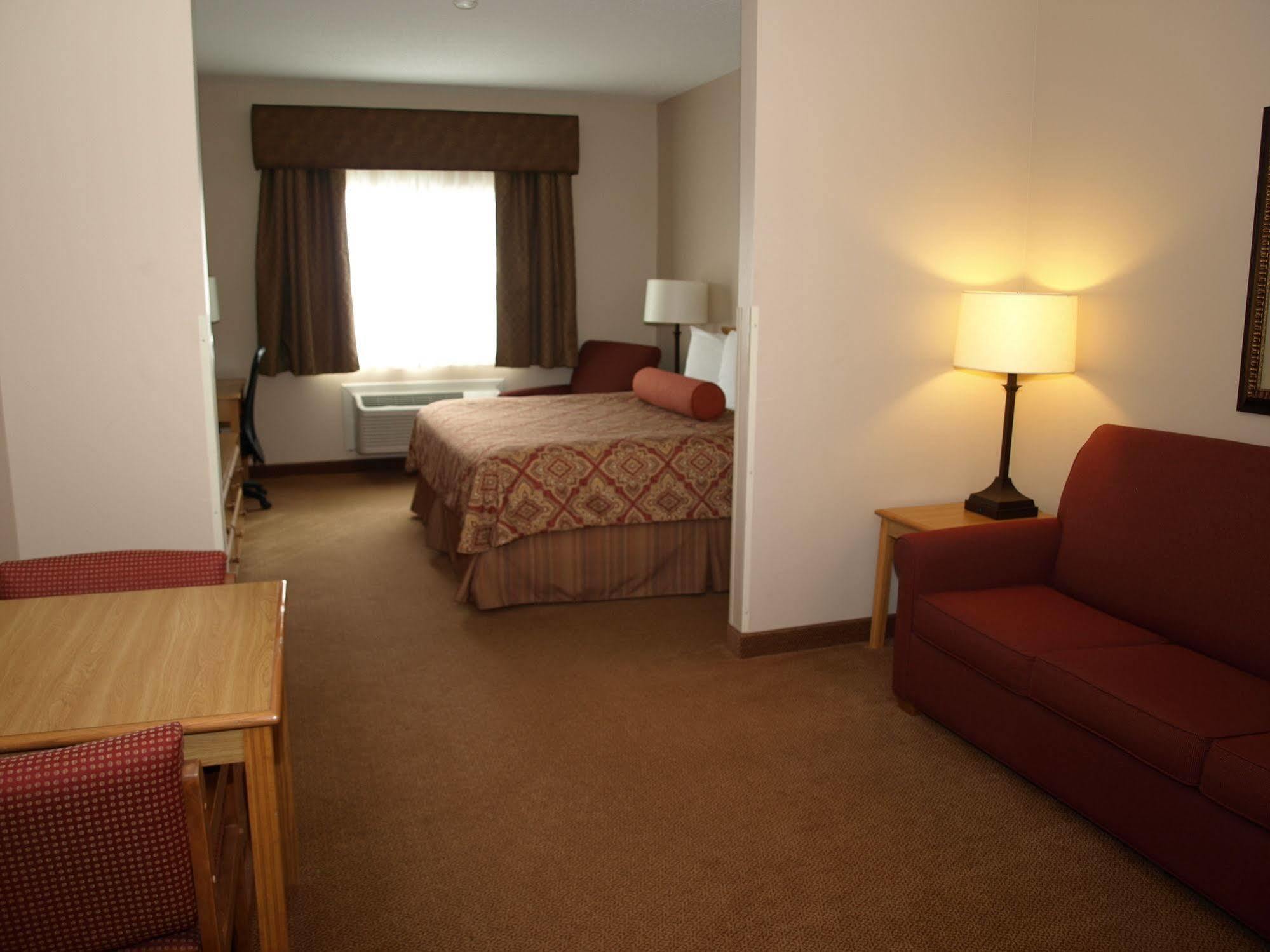 Savanna Inn & Suites 외부 사진