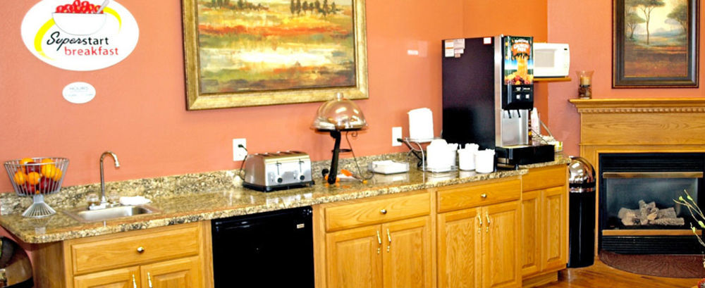 Savanna Inn & Suites 외부 사진