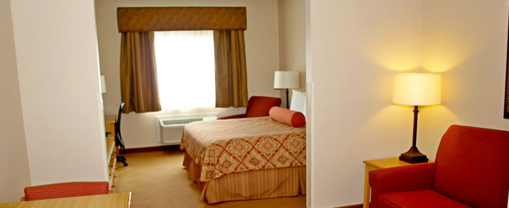 Savanna Inn & Suites 외부 사진